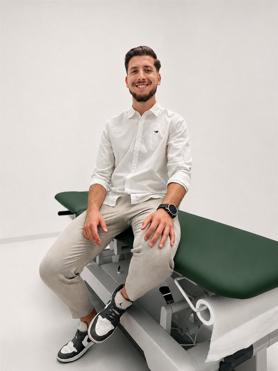 Krystian Szczurek – fizjoterapeuta i osteopata w trakcie kształcenia, Nowy Sącz